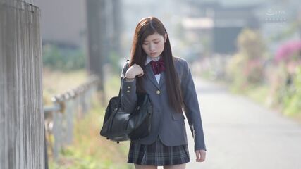 Drugged Swimmer Gets Dominated